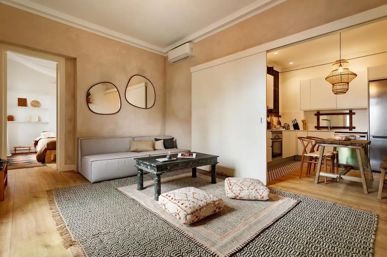 Hidalgo - Two Bedroom Apartment In Eixample Barcelona